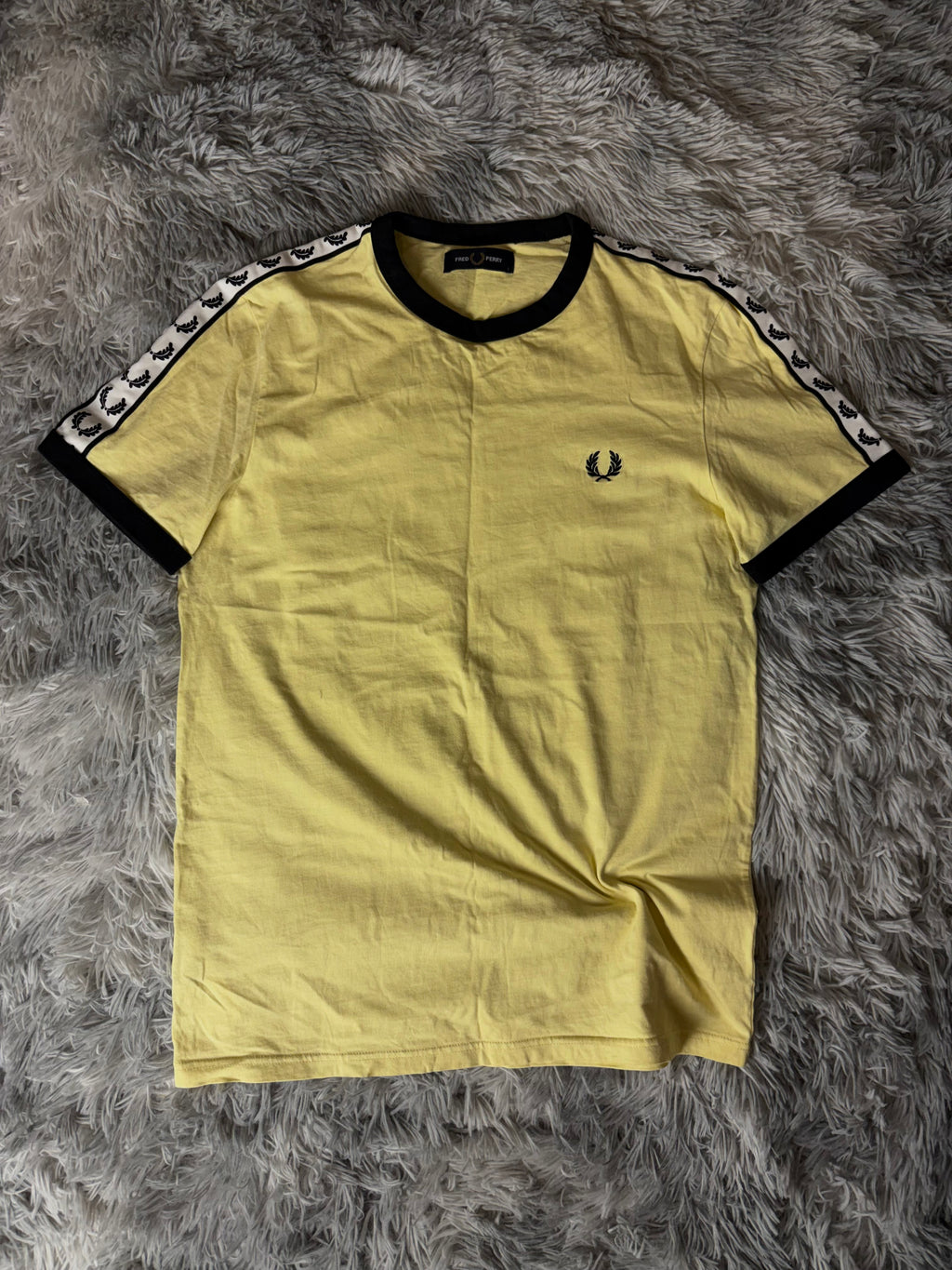 Fred Perry Tshirt (S)
