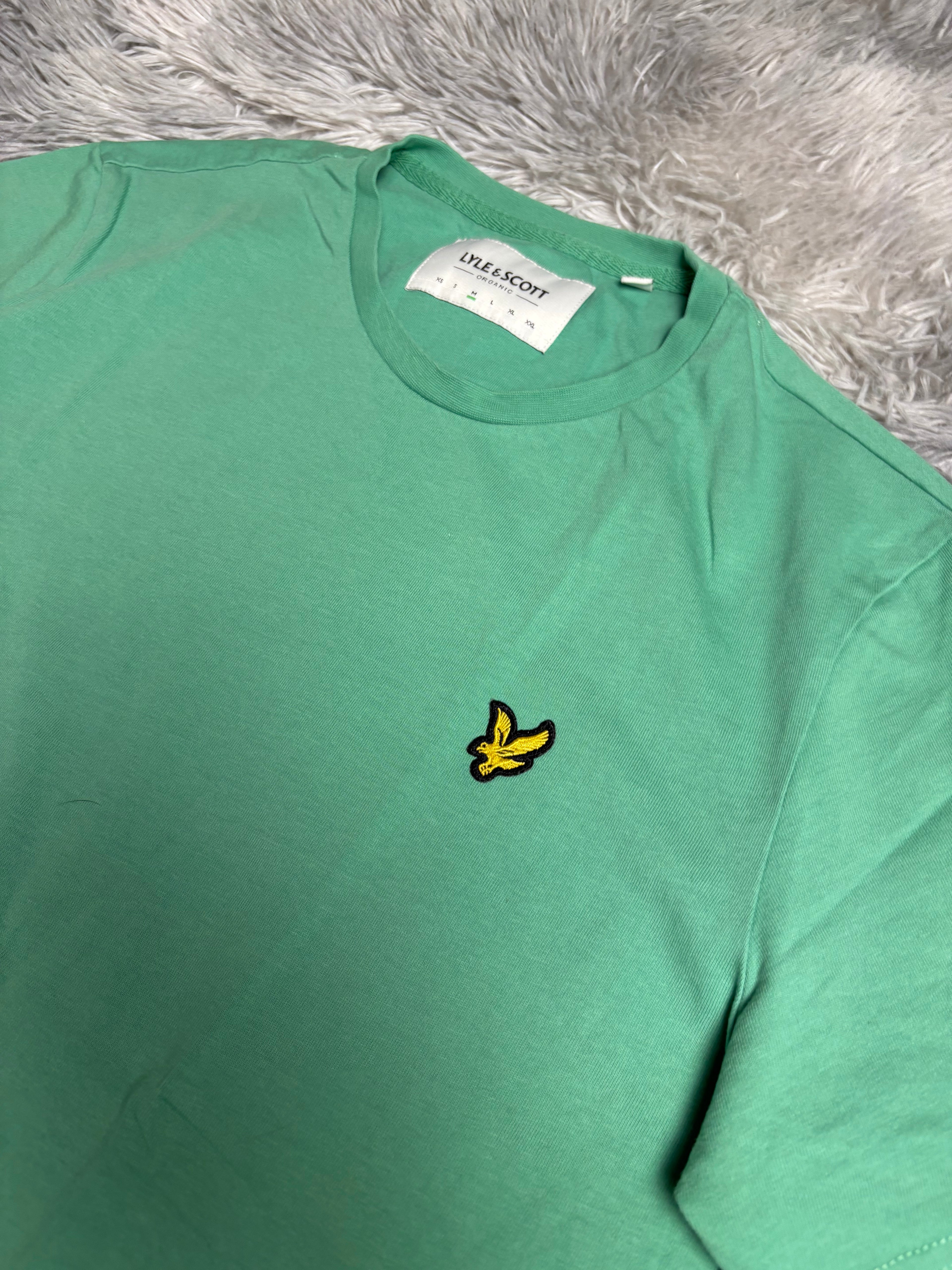 Lyle & Scott Tshirt(M)