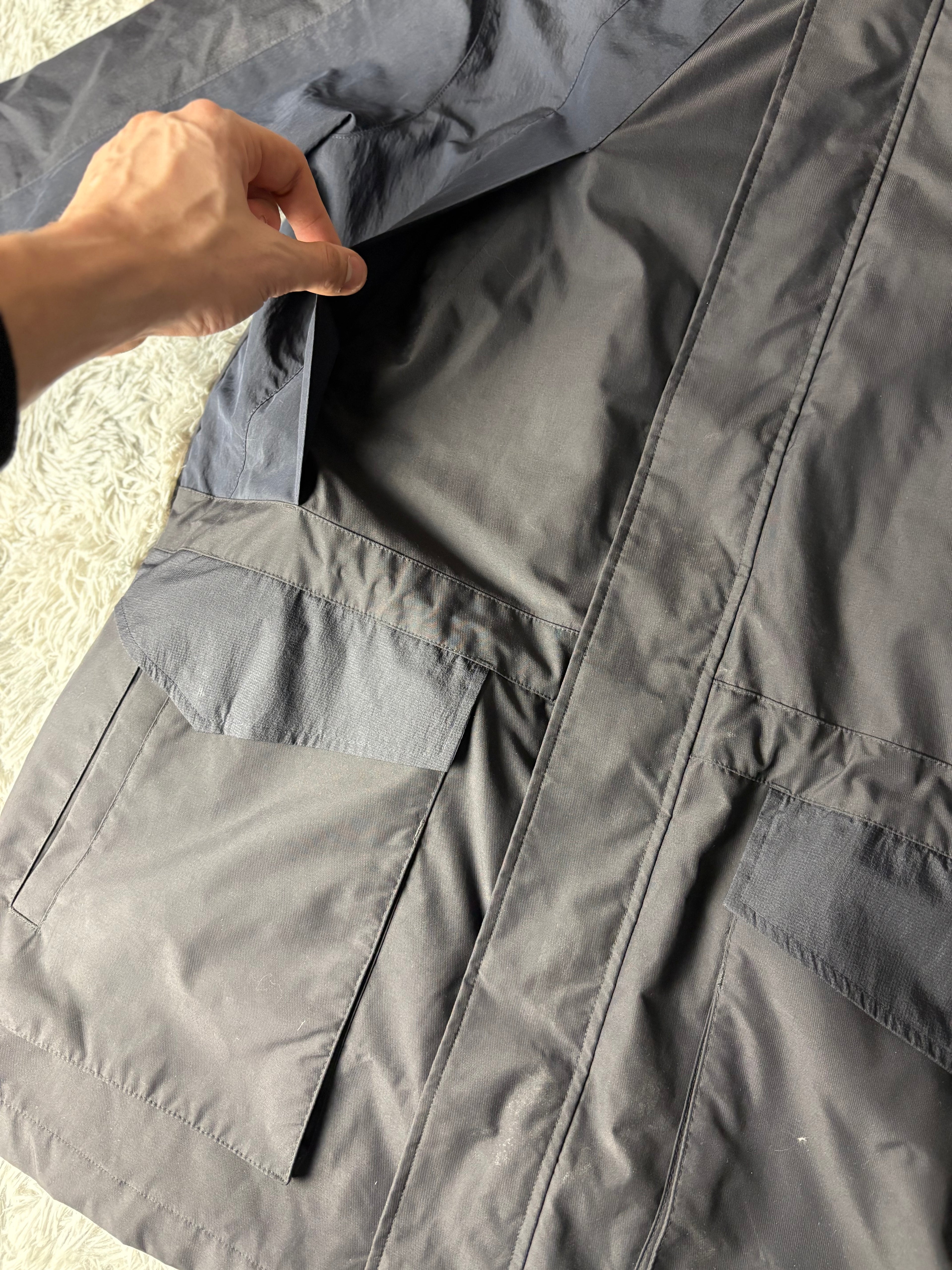Fred Perry Mantel/Regenjacke(L)
