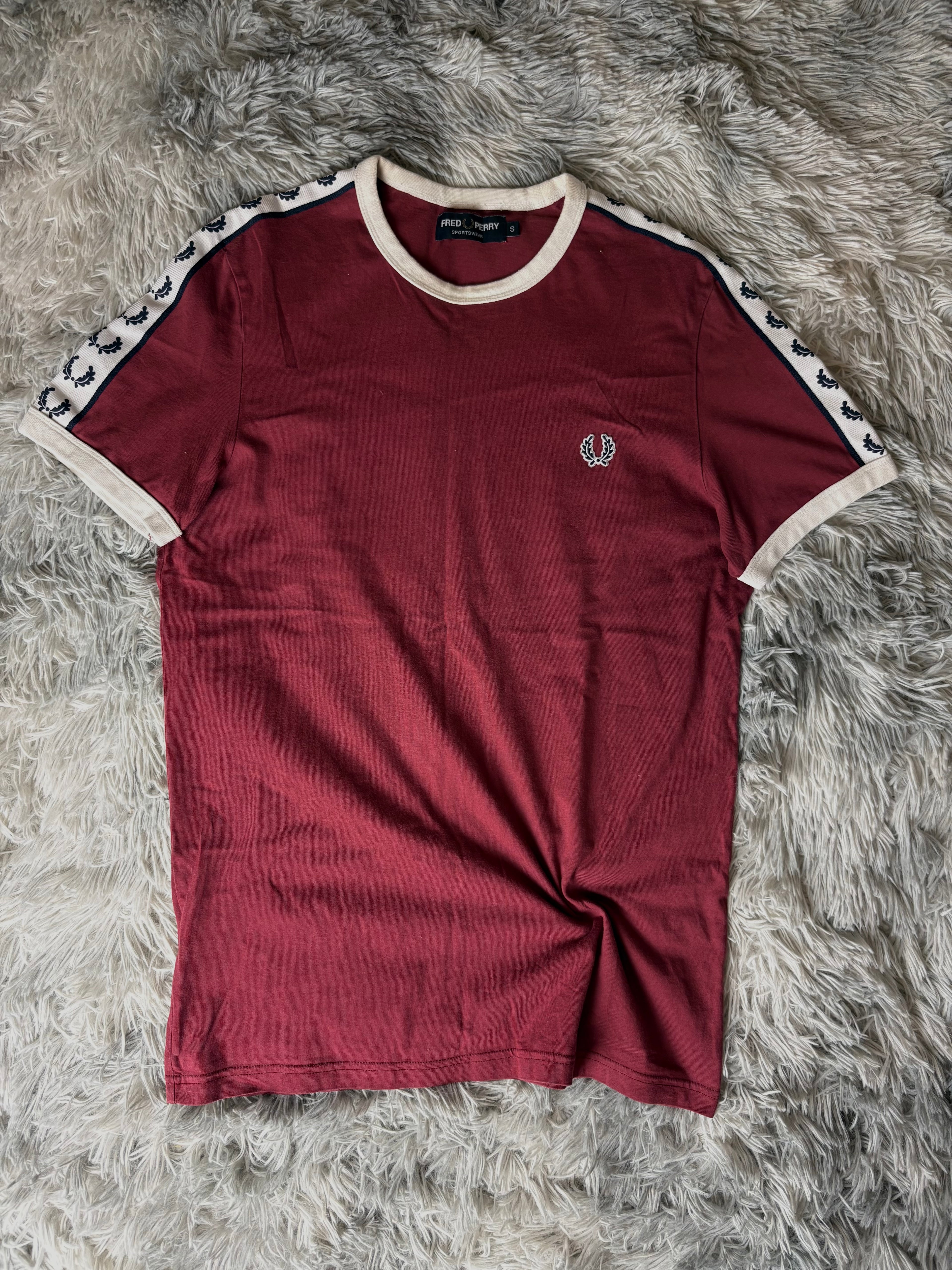 Fred Perry Tshirt(S)