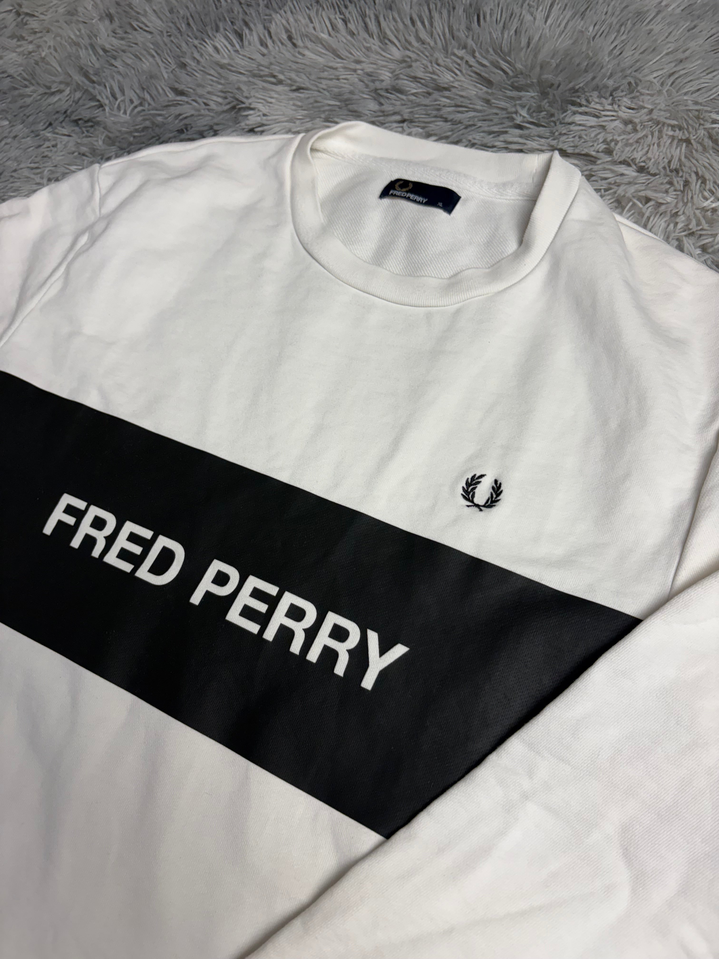Fred Perry Sweater(XL)