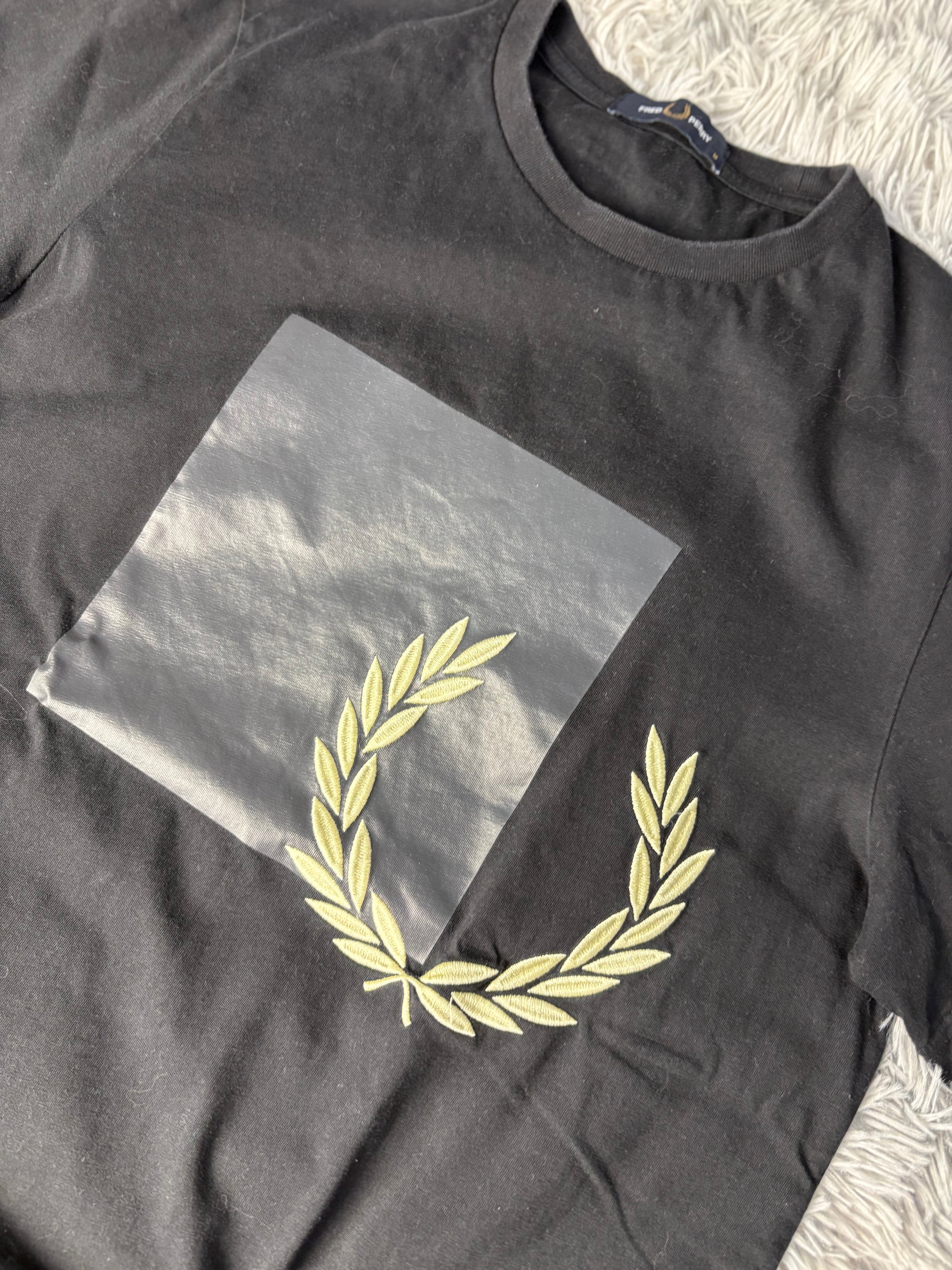 Fred Perry Tshirt (M)
