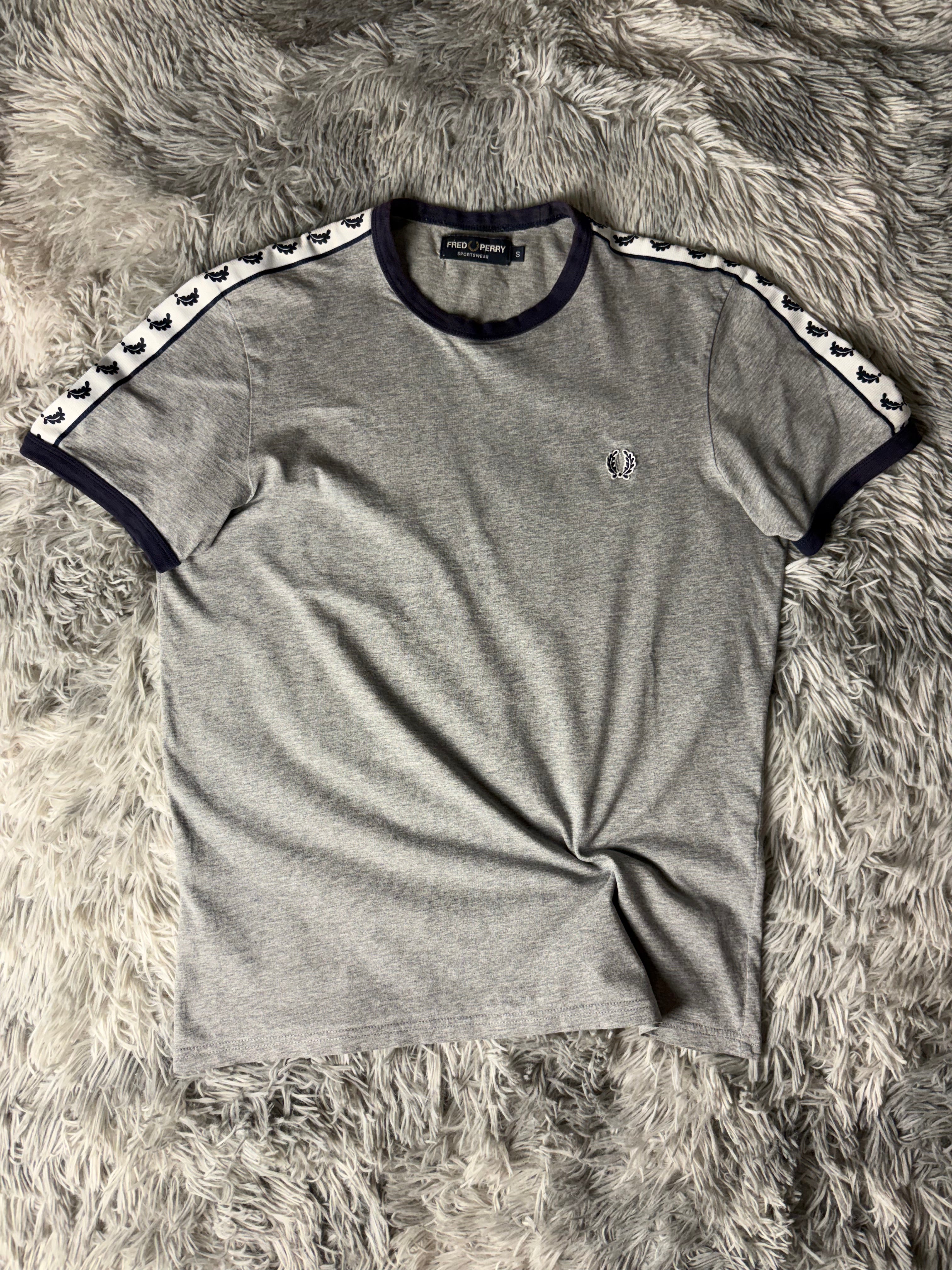 Fred Perry Tshirt(S)