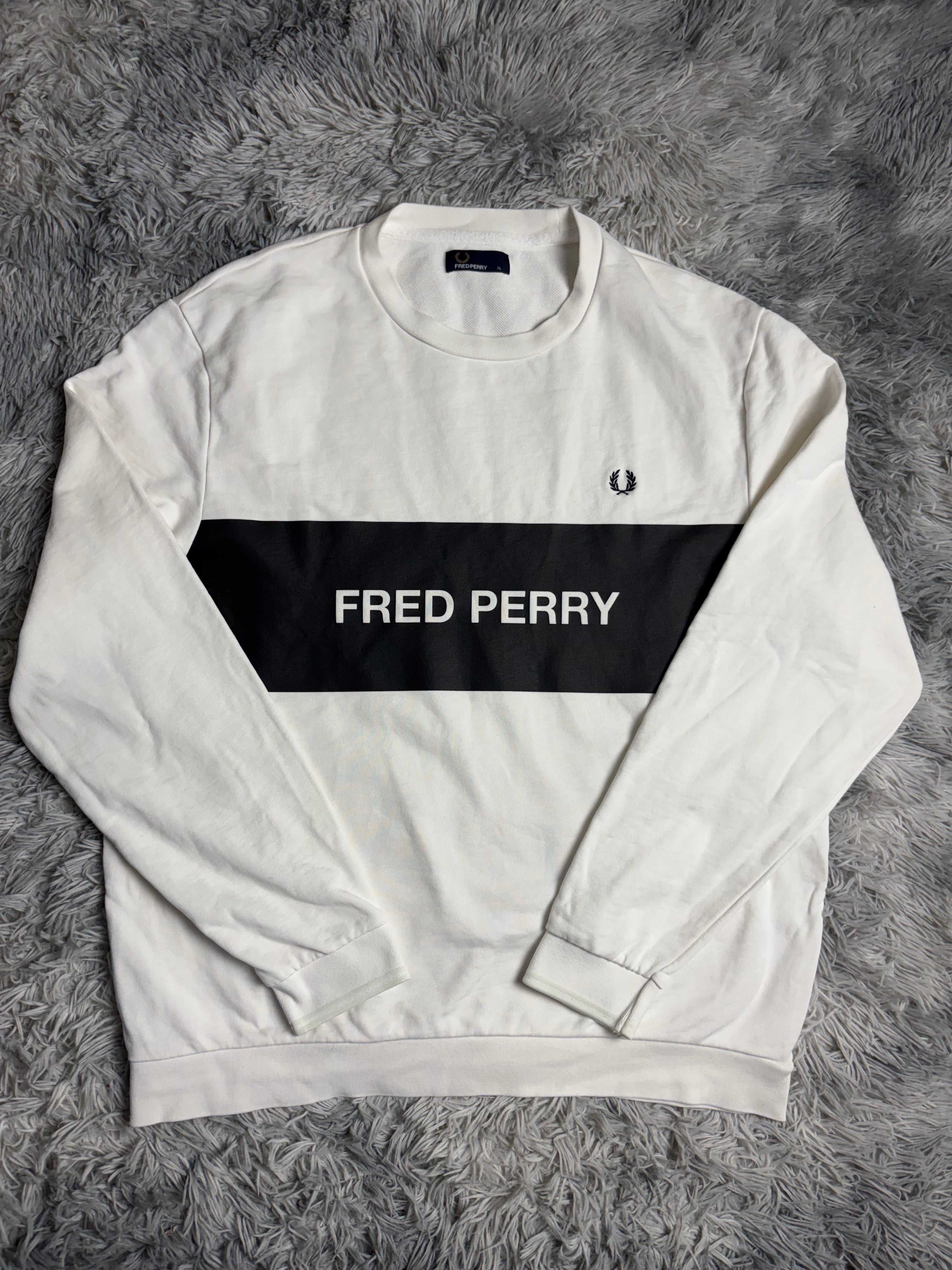 Fred Perry Sweater(XL)
