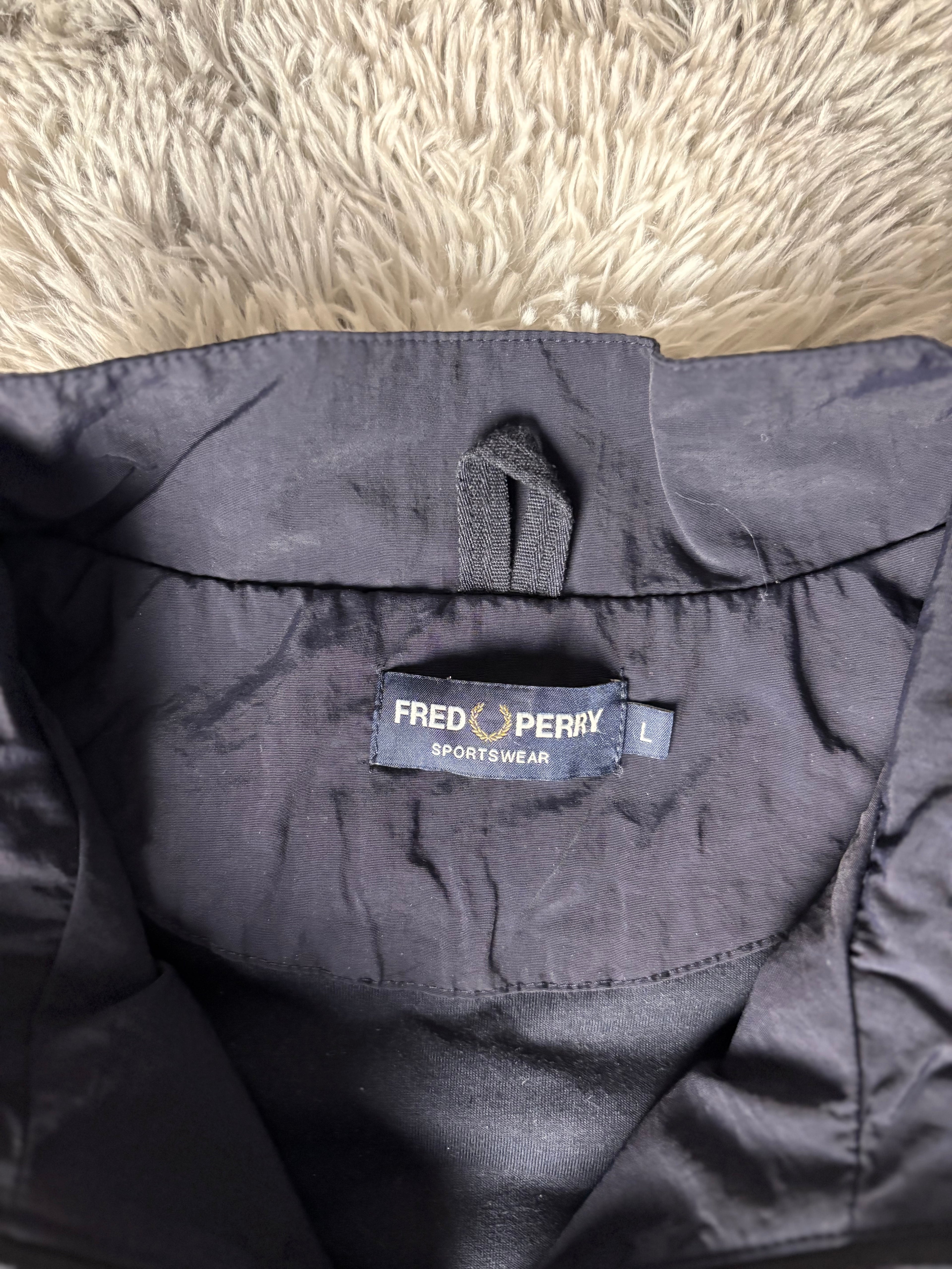 Fred Perry Regenjacke(L)