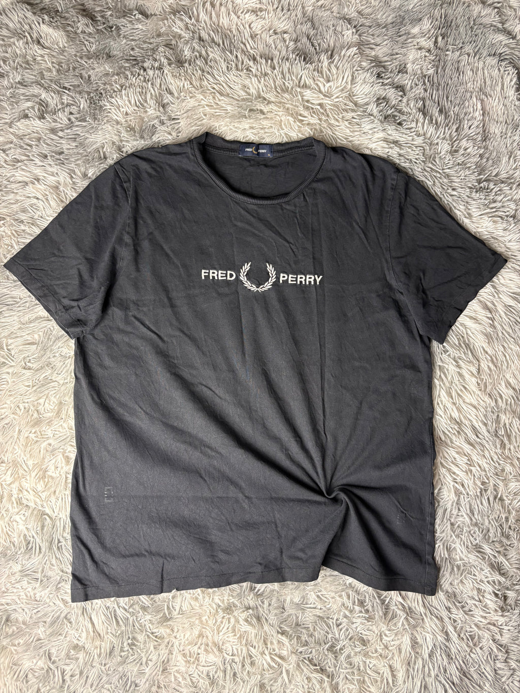 Fred Perry Tshirt(XL)