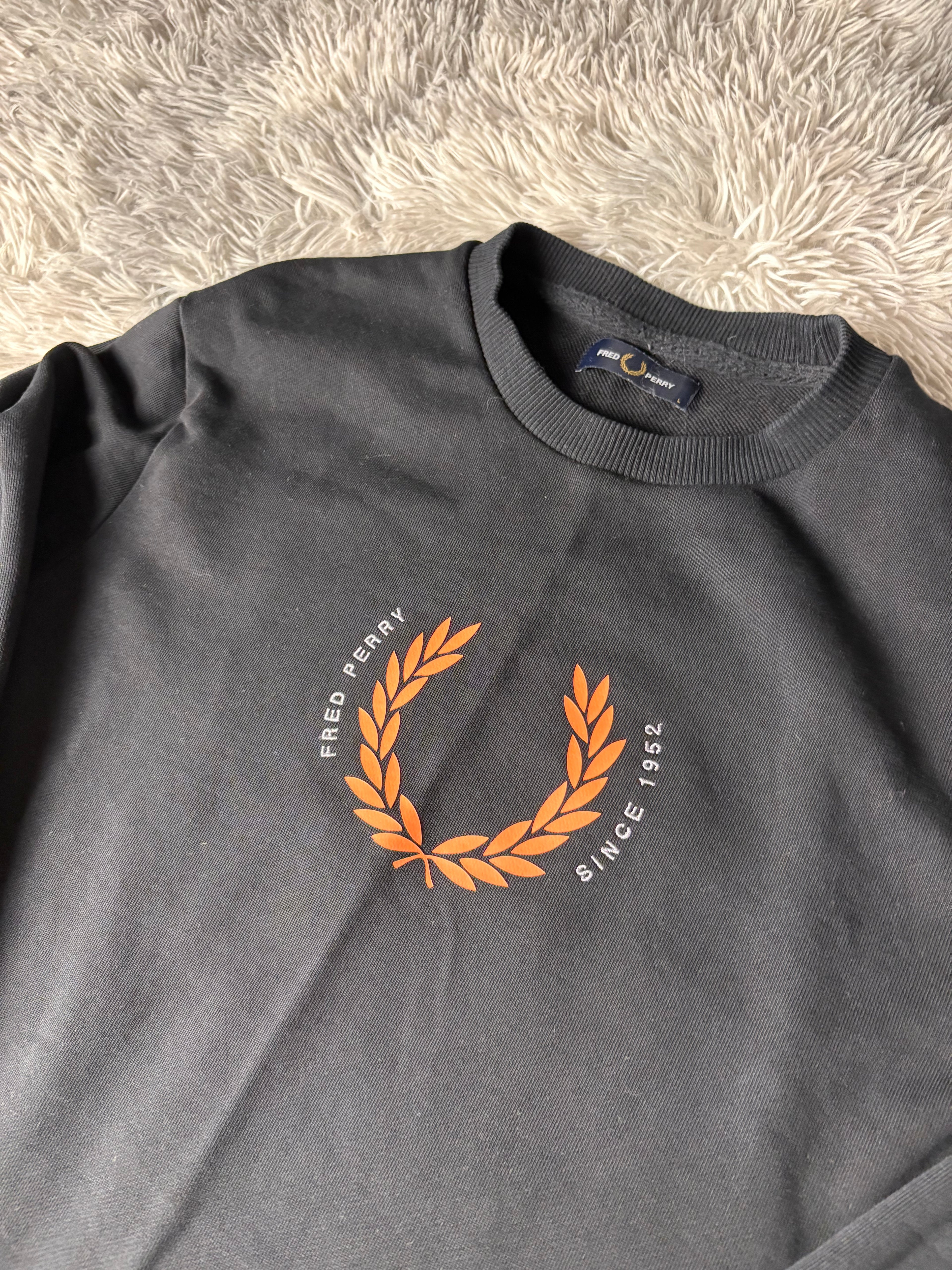 Fred Perry Sweater(L)