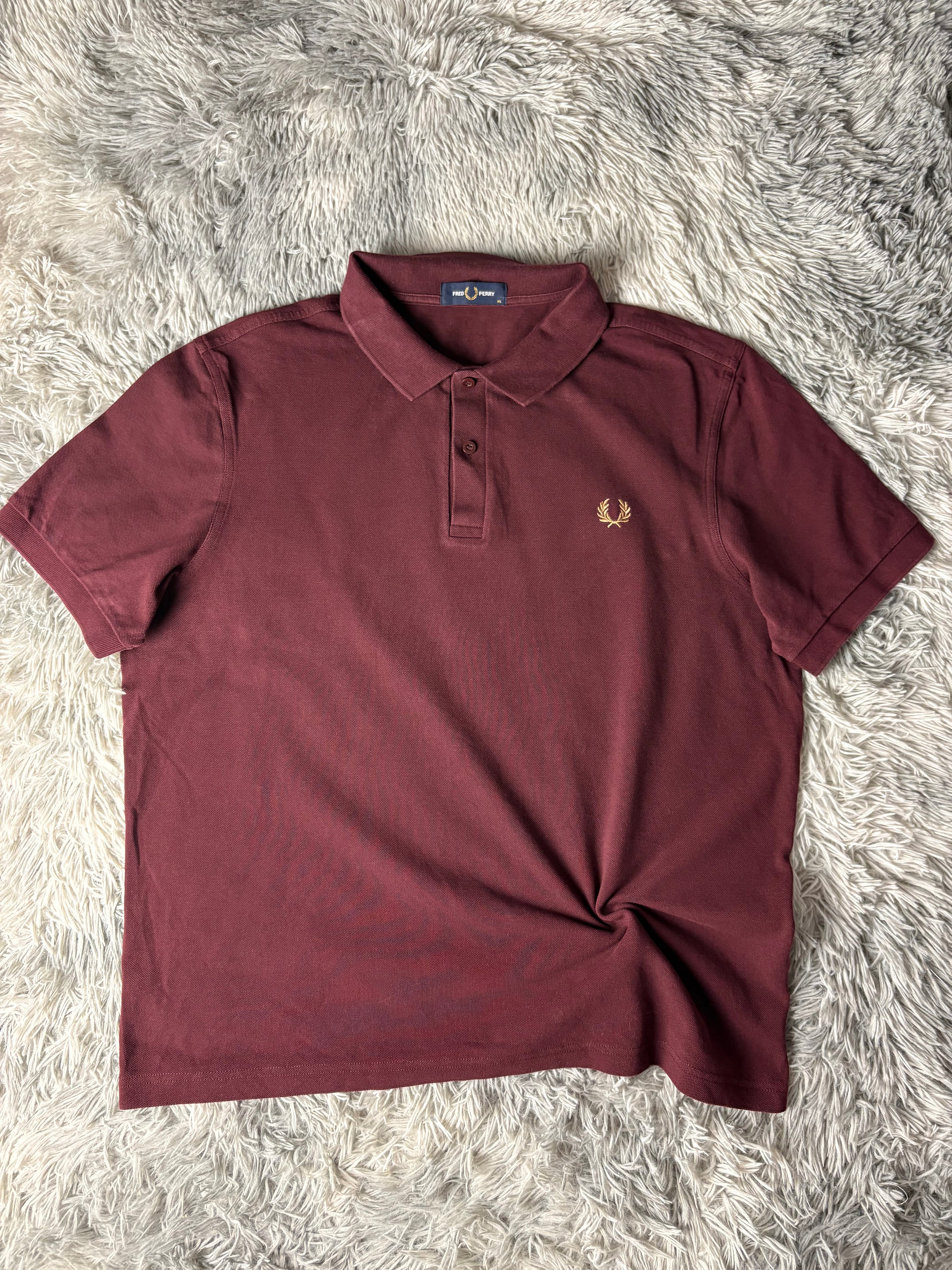 Fred Perry Tshirt(XL)