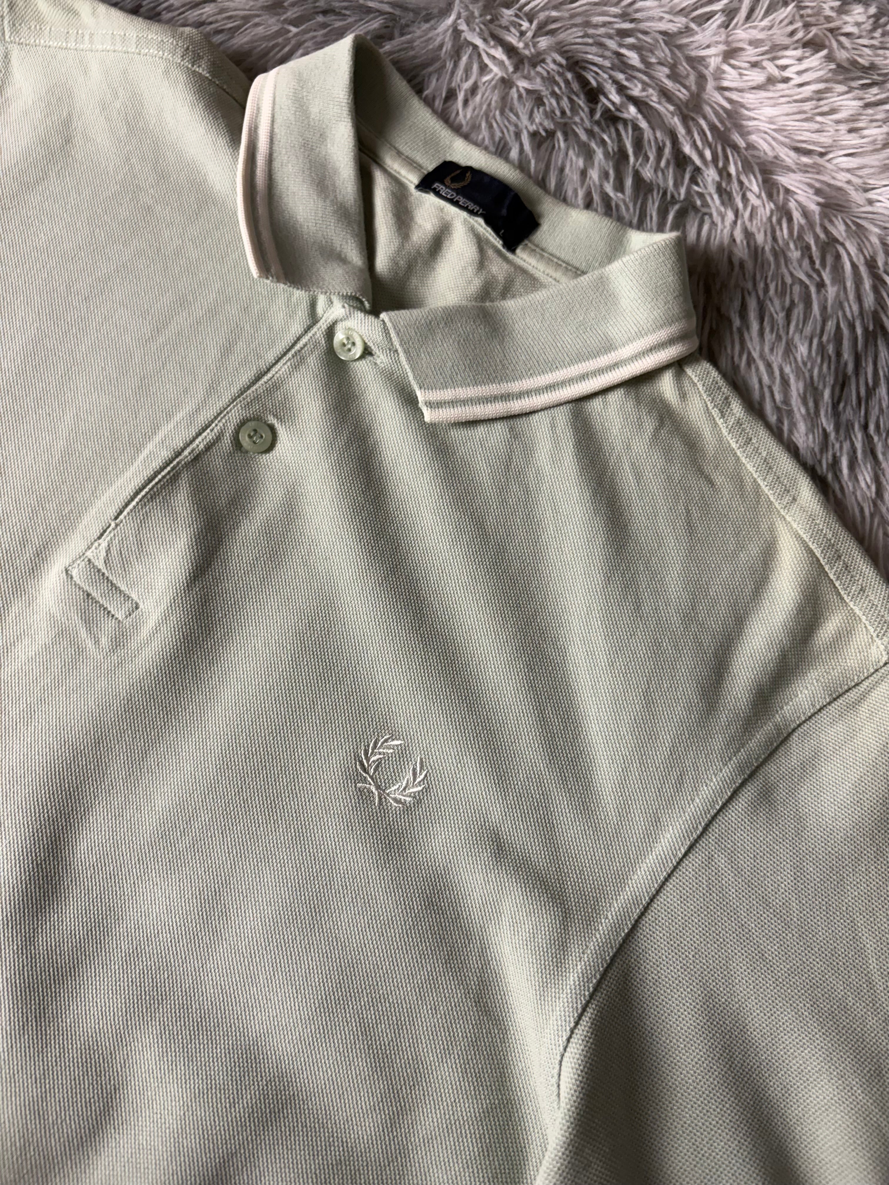 Fred Perry Tshirt(L)