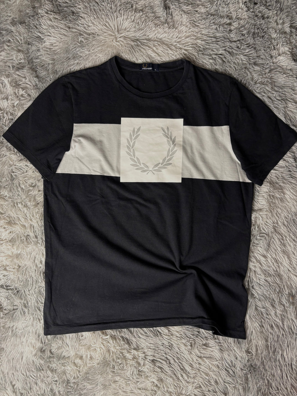 Fred Perry Tshirt(XL)