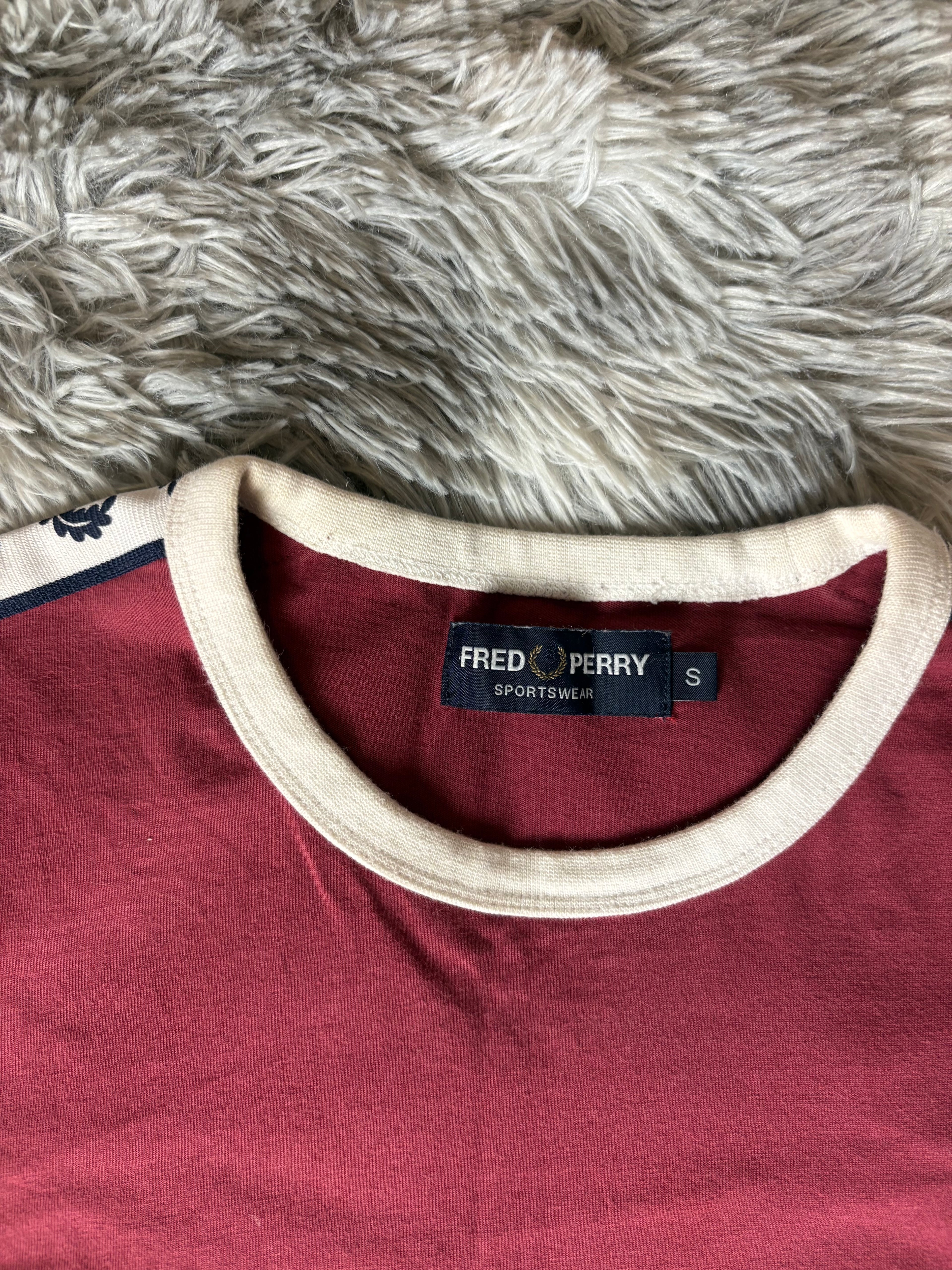 Fred Perry Tshirt(S)