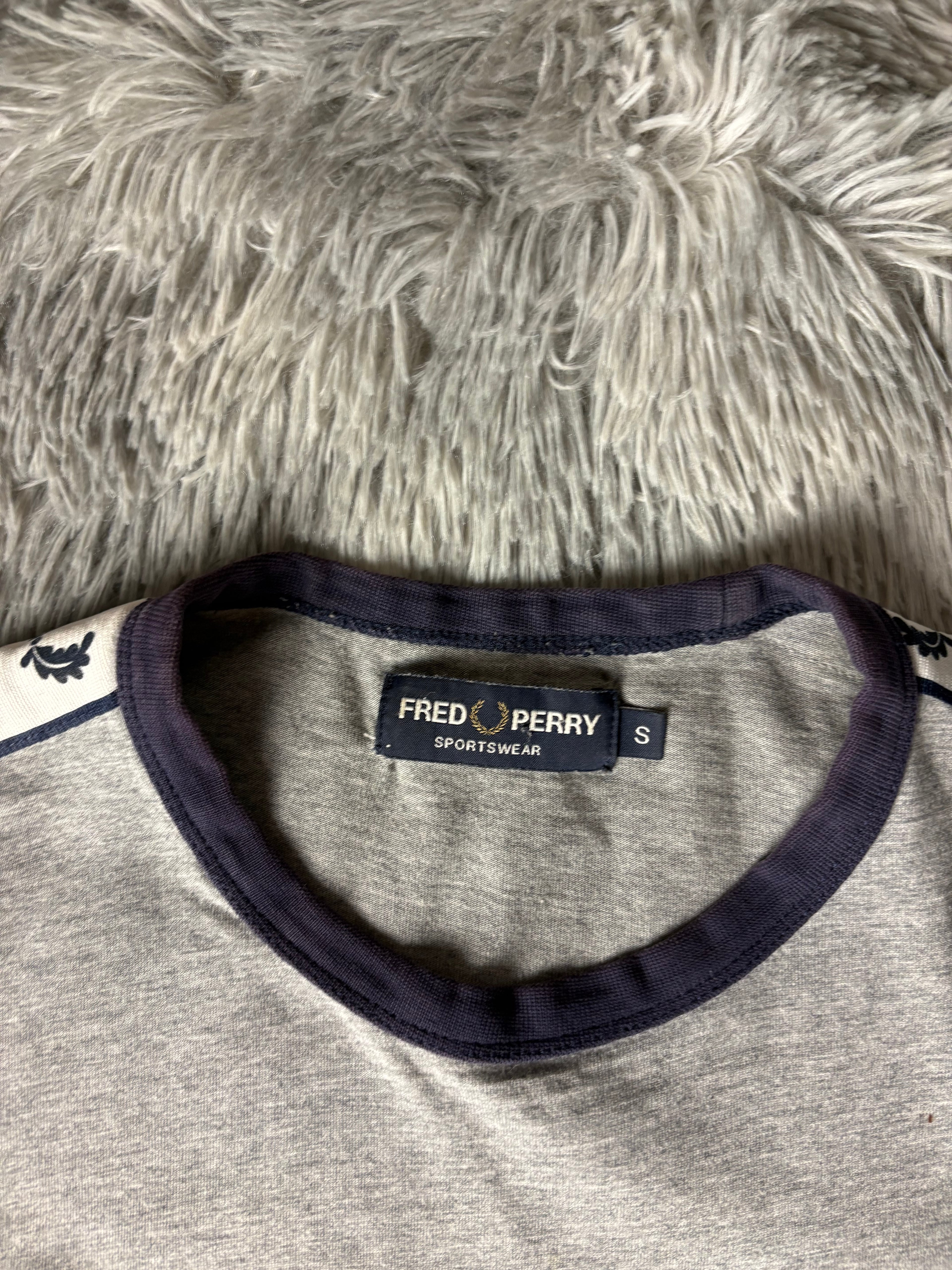 Fred Perry Tshirt(S)