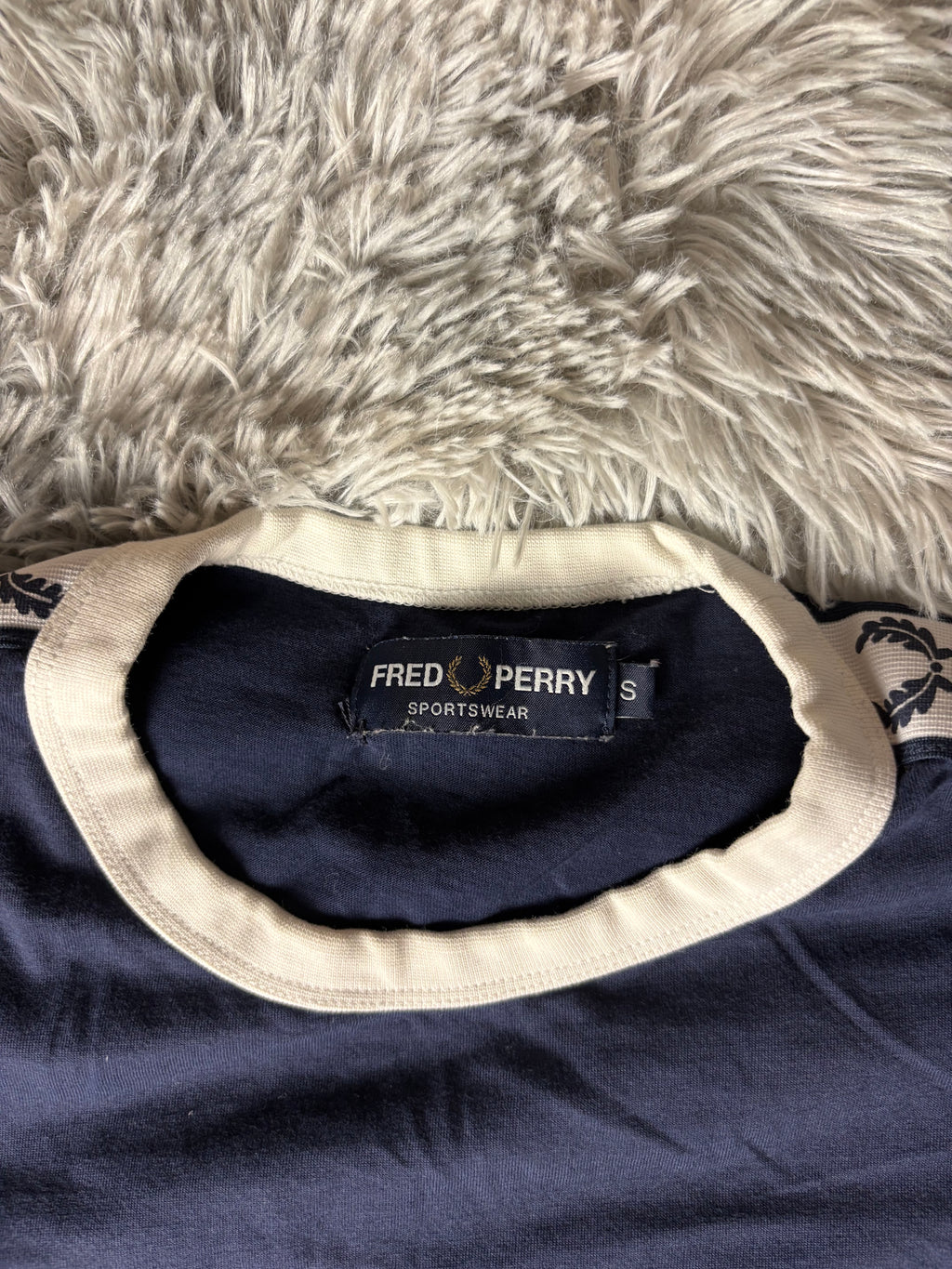 Fred Perry Tshirt(S)