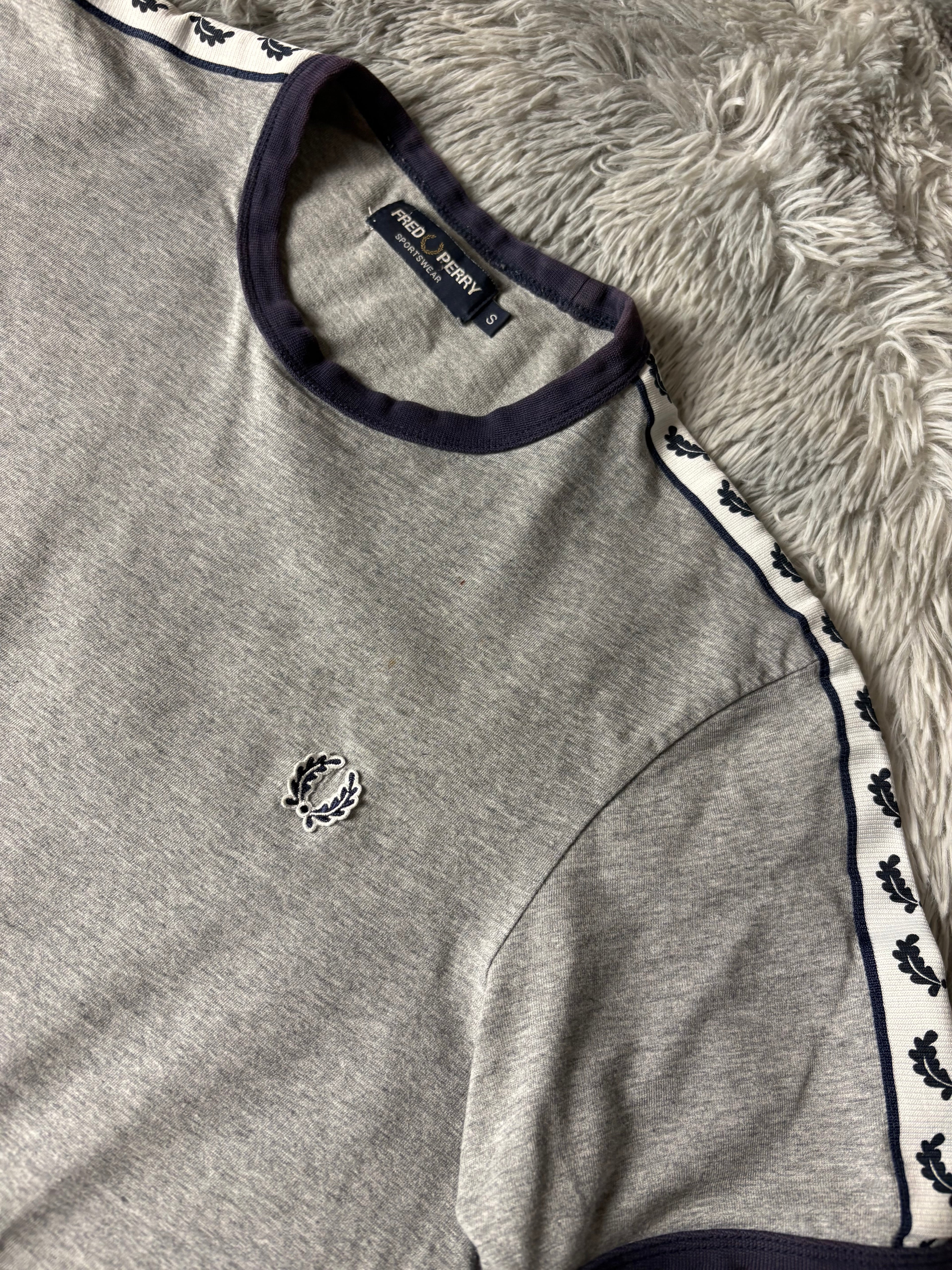 Fred Perry Tshirt(S)