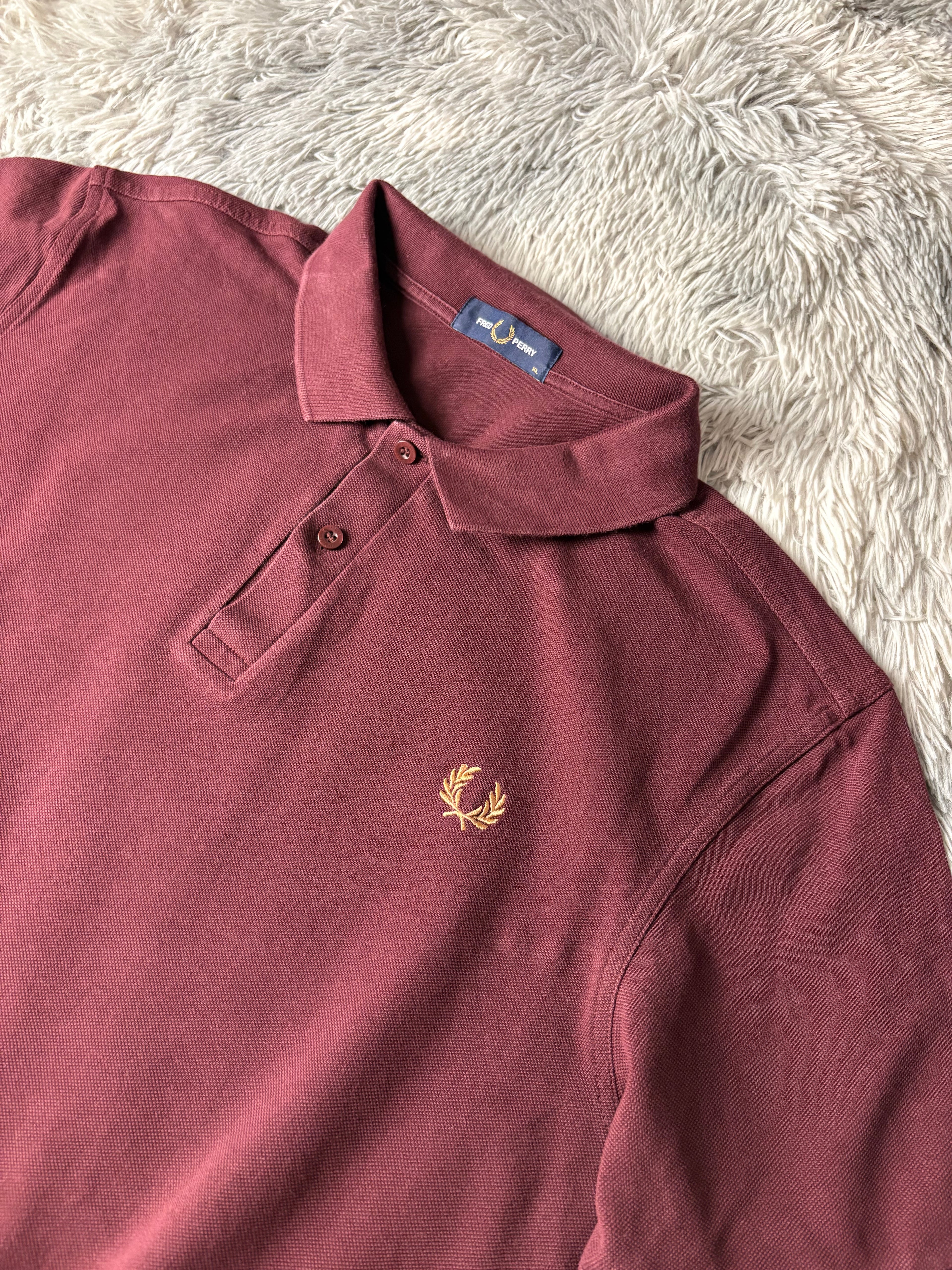 Fred Perry Tshirt(XL)
