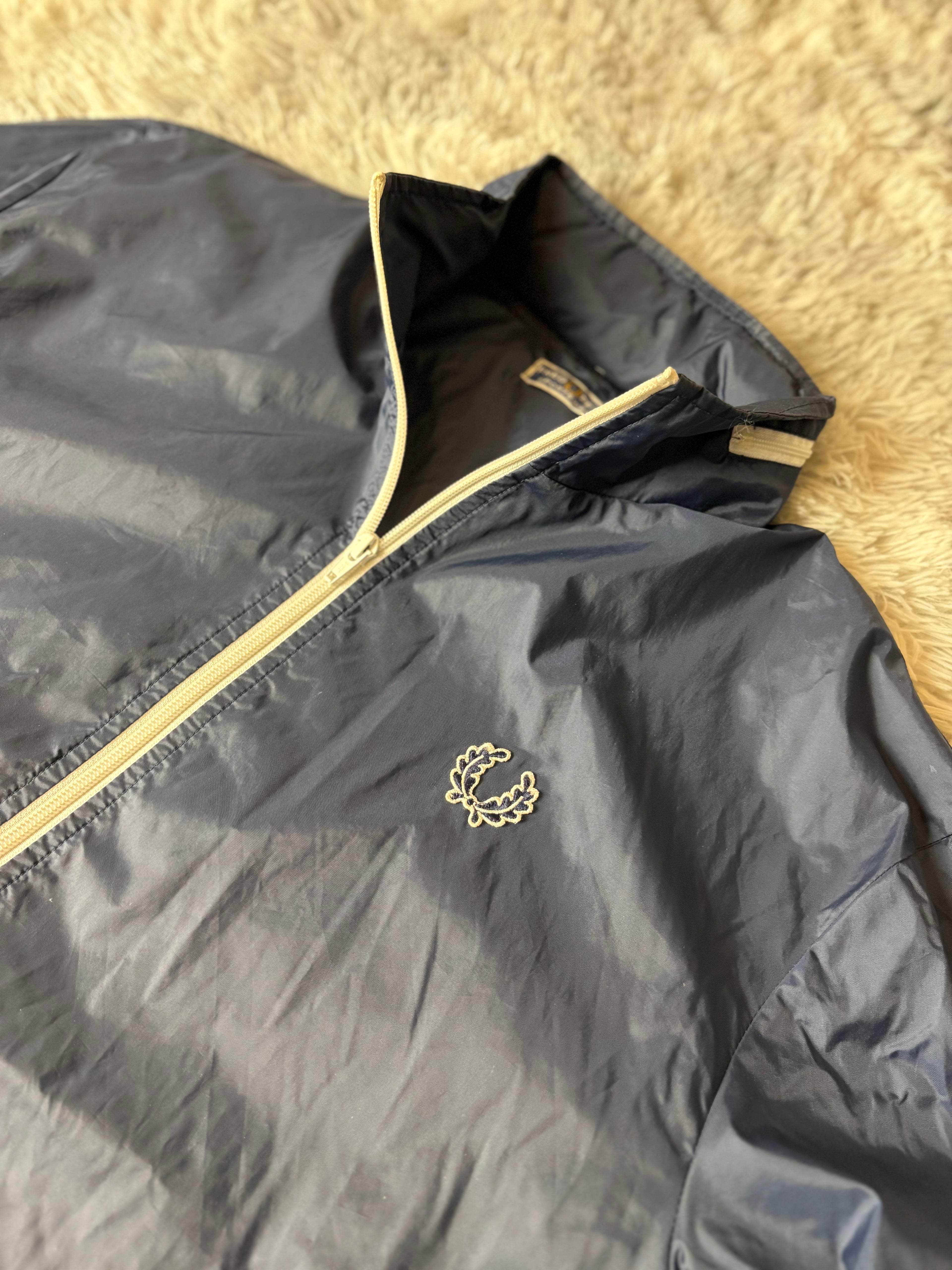 Fred Perry Regenjacke (M)