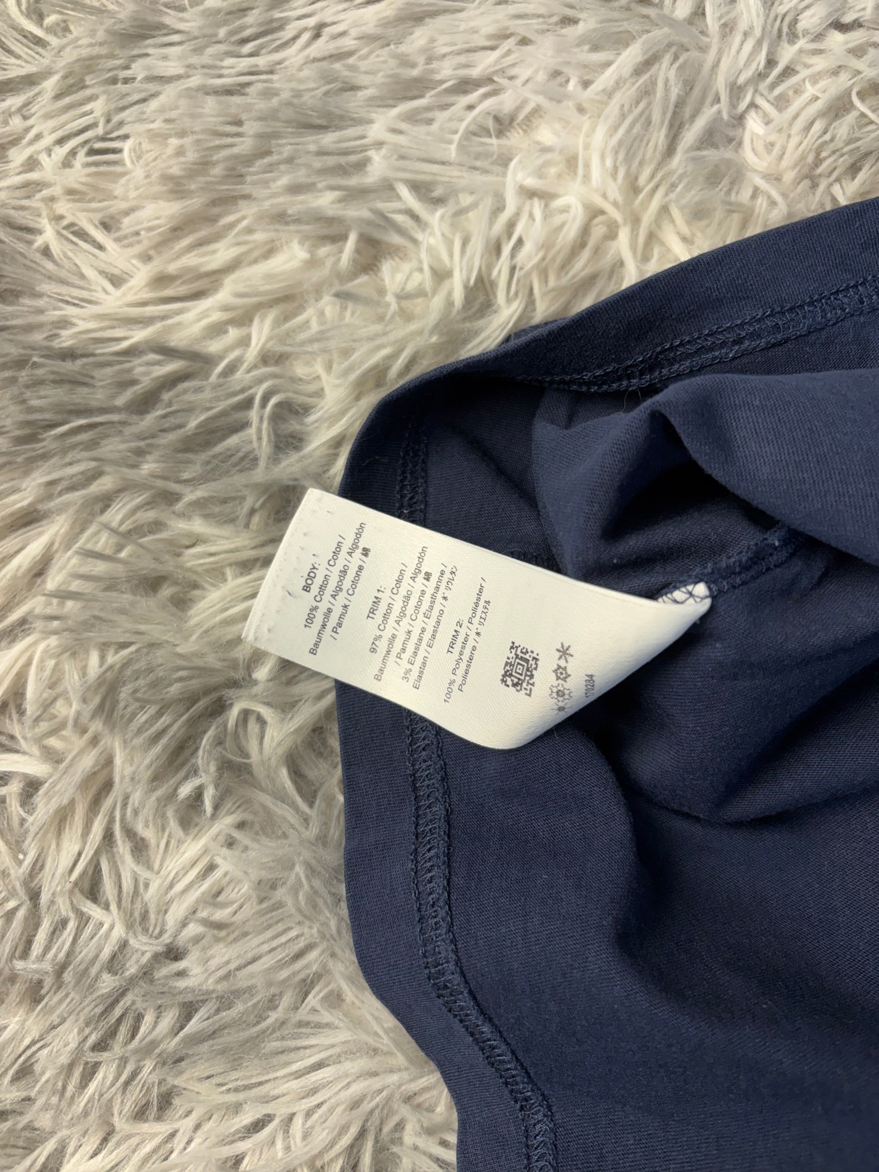 Fred Perry Tshirt(XXL)