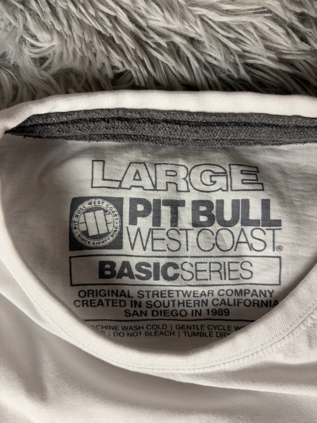 Pitbull West Coast Tshirt(L)