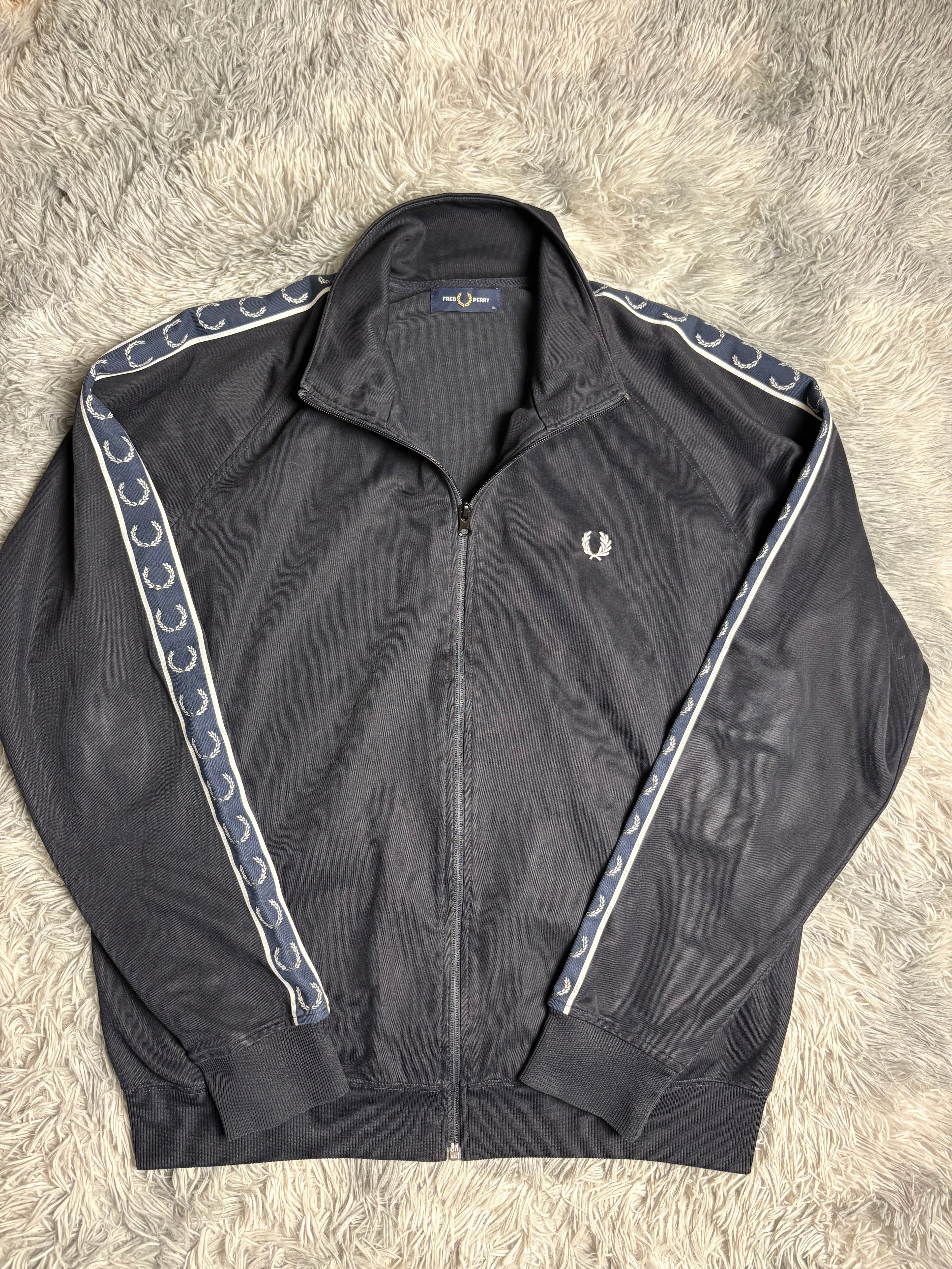 Fred Perry Trainingsjacke(XL)