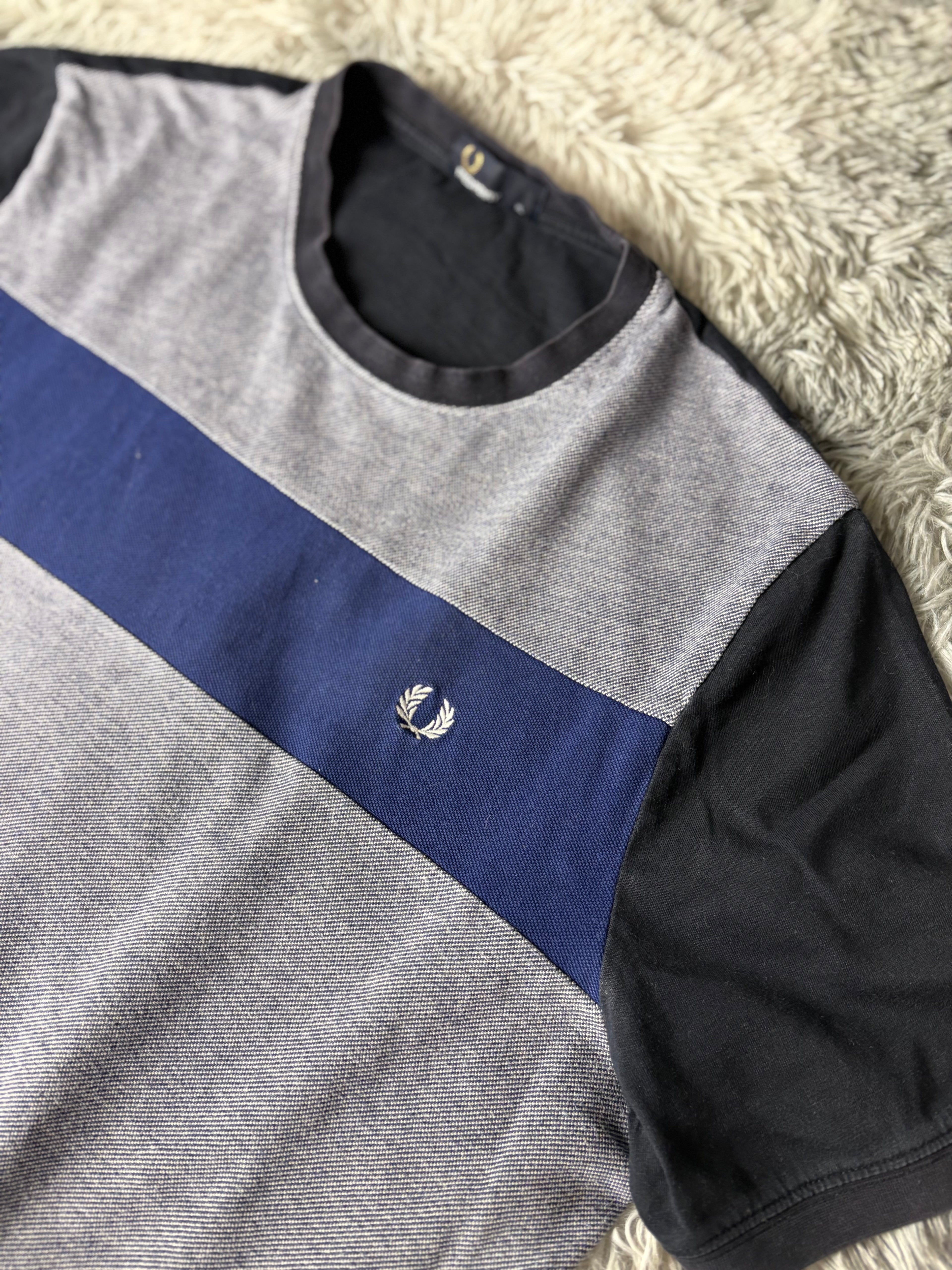 Fred Perry Tshirt (XL)