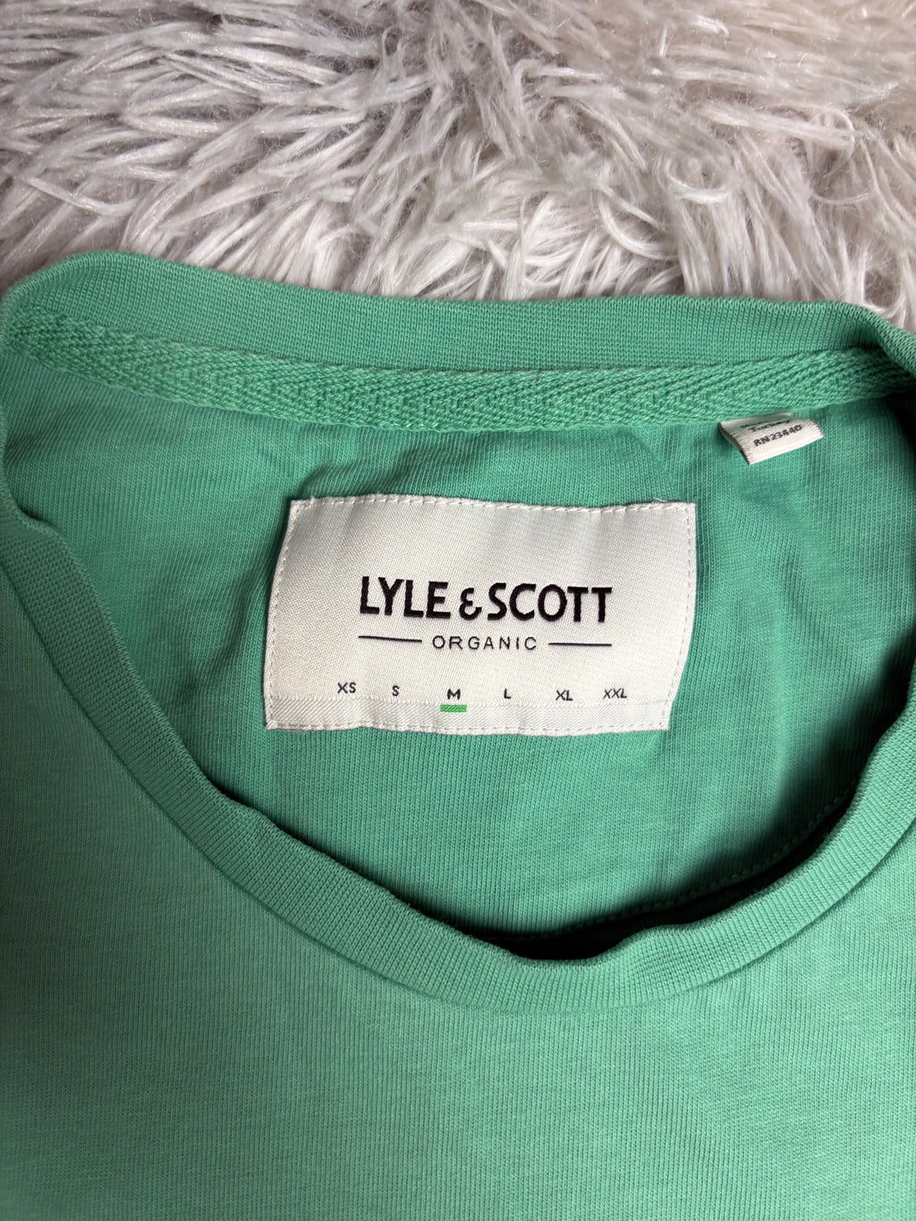 Lyle & Scott Tshirt(M)