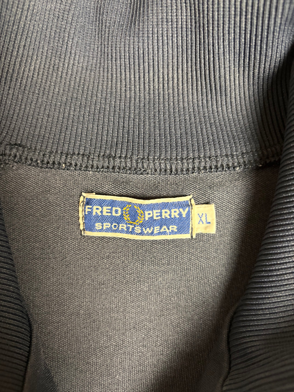 Fred Perry Trainingsjacke(XL)