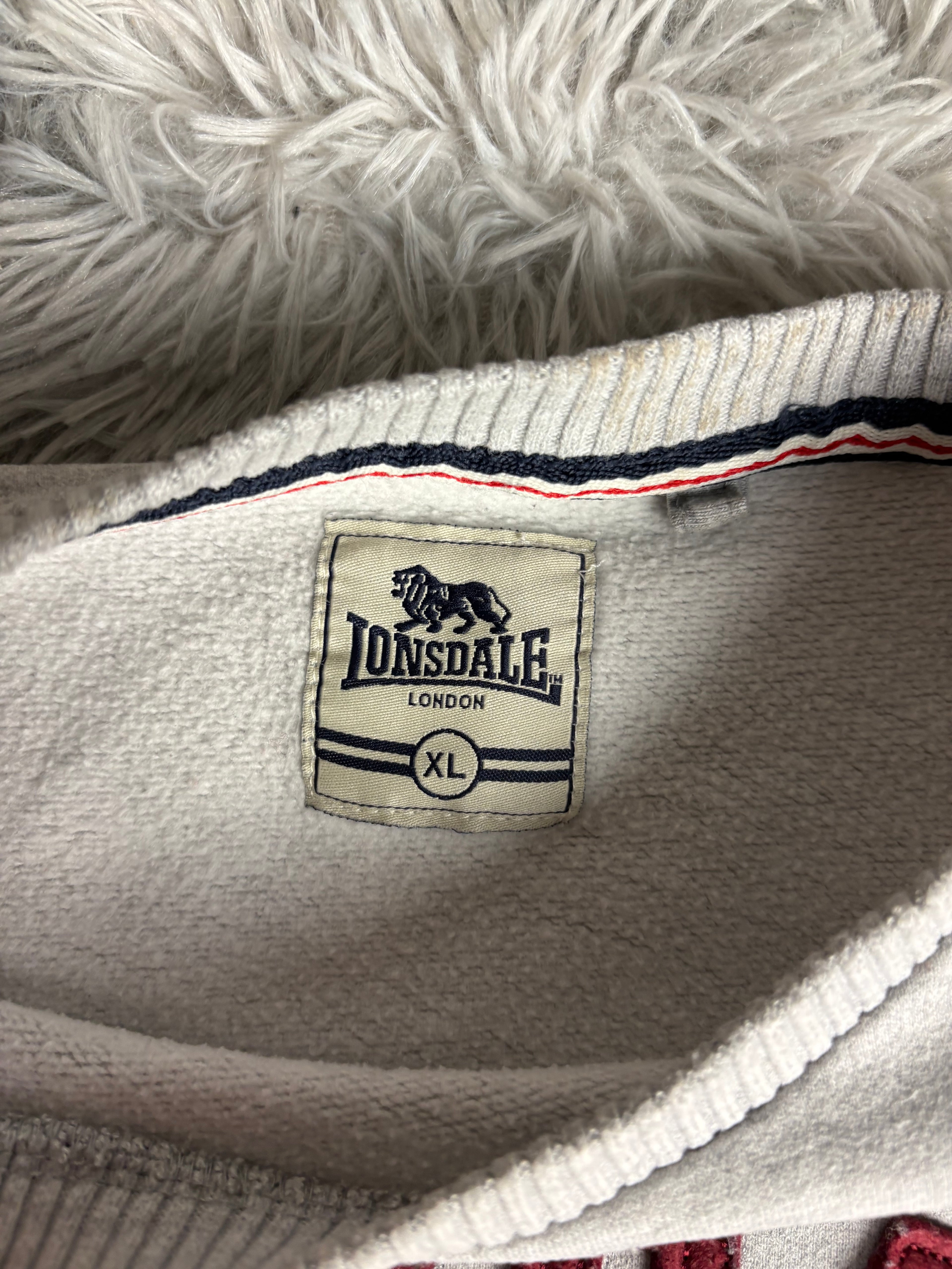 Lonsdale Sweater(XL)