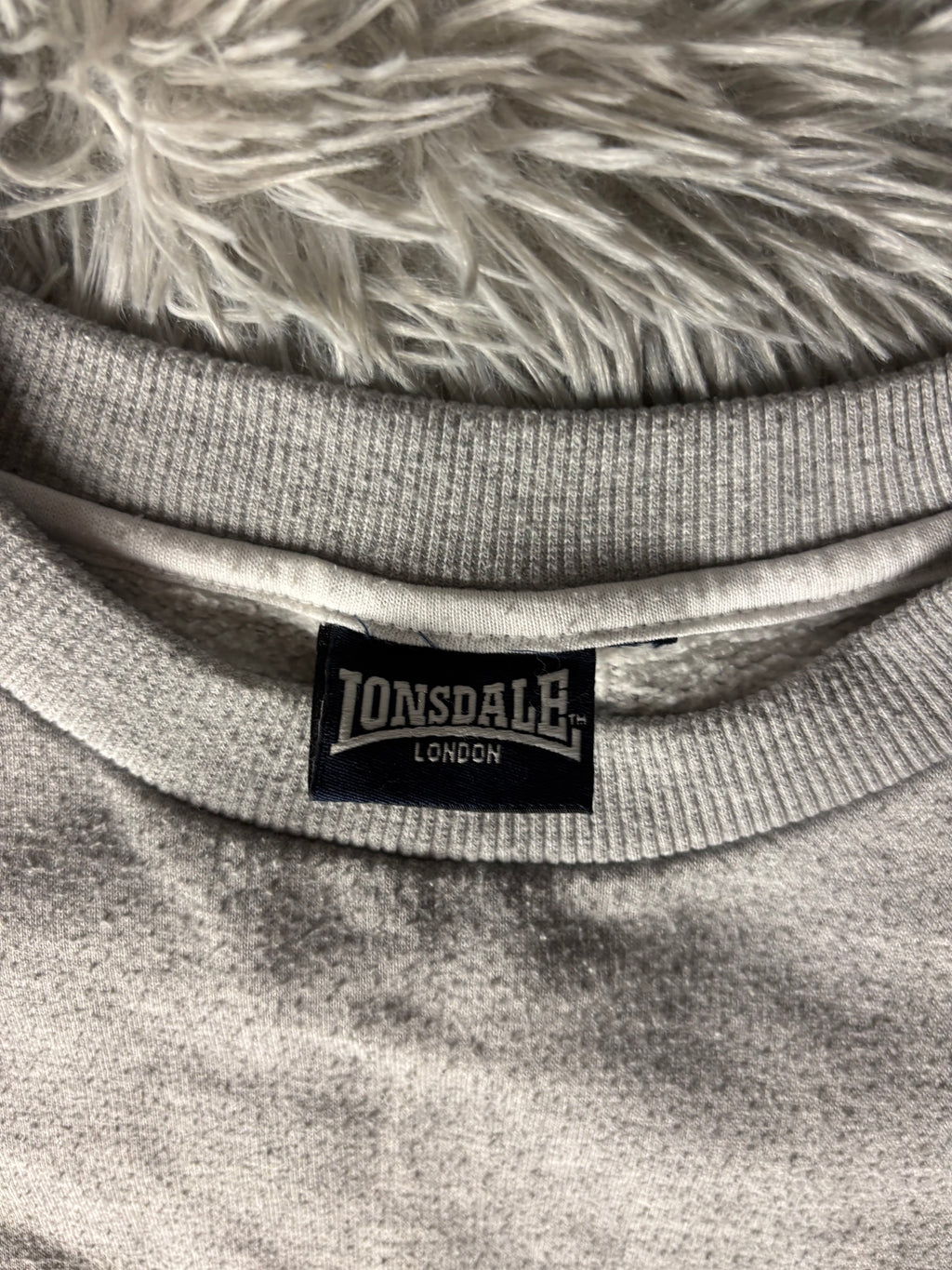 Lonsdale Sweater(XL)