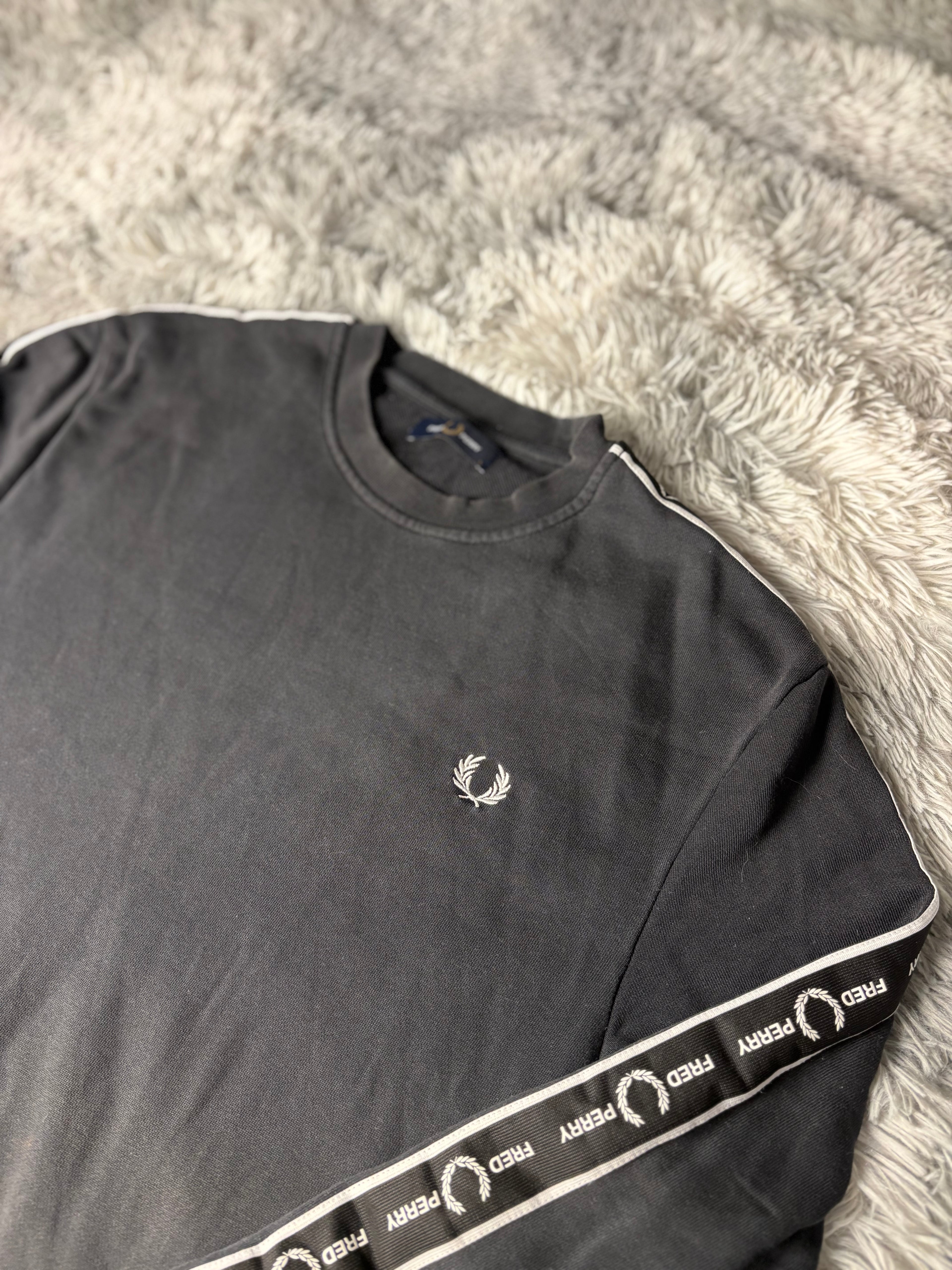 Fred Perry Sweater(L)