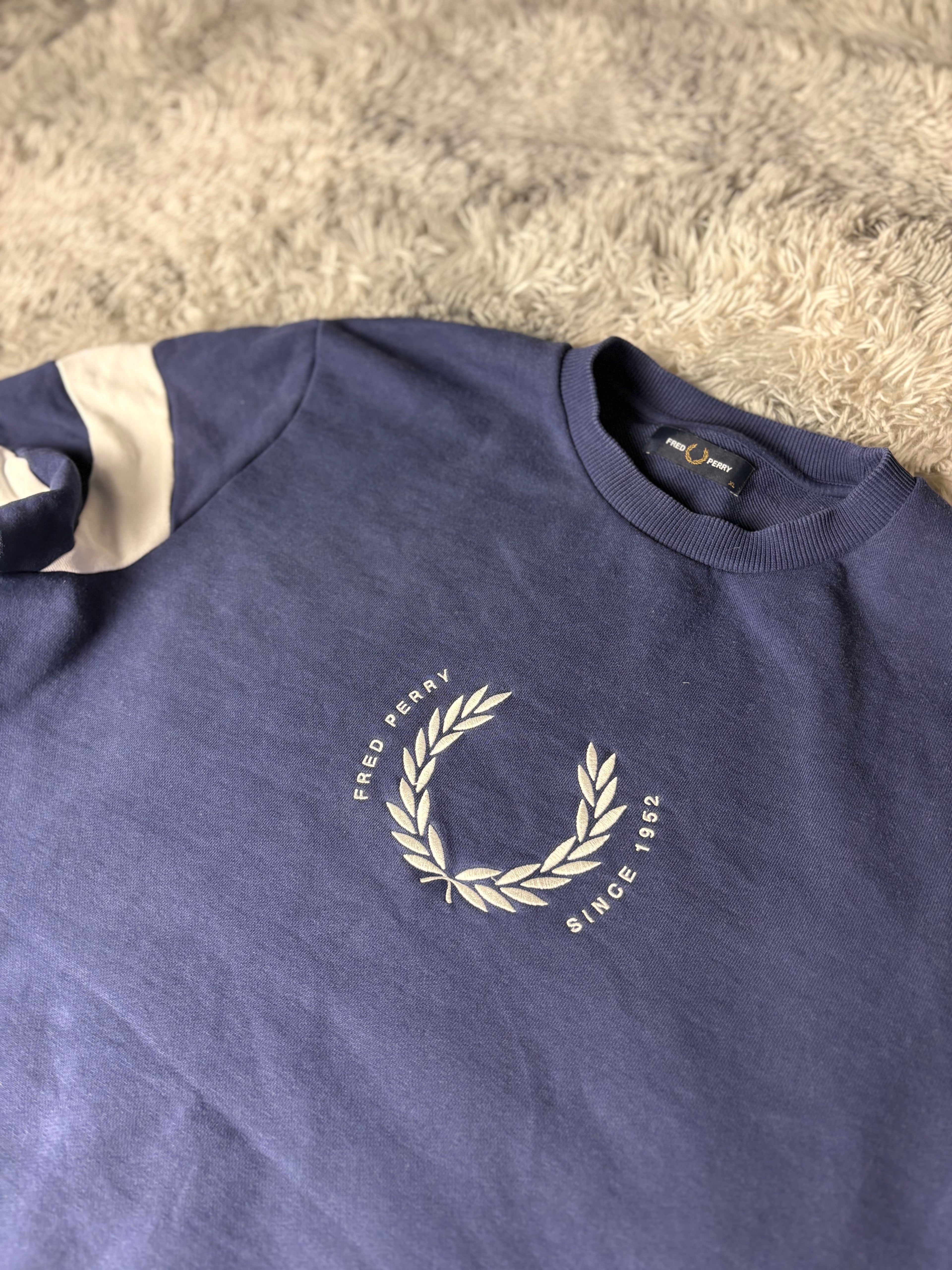 Fred Perry Sweater(XL)