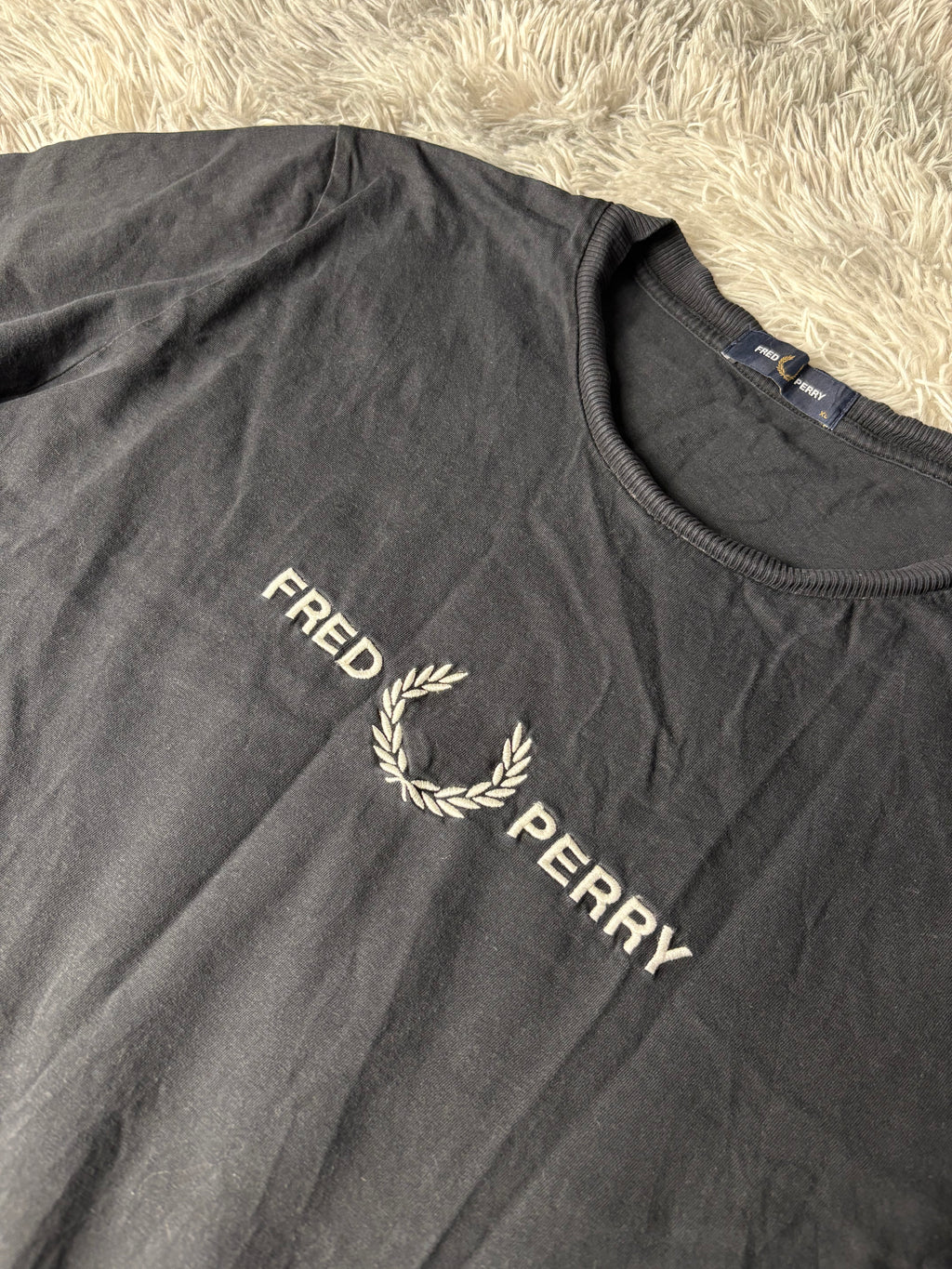 Fred Perry Tshirt(XL)